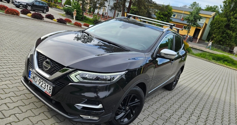 Nissan Qashqai cena 94900 przebieg: 33000, rok produkcji 2019 z Słubice małe 781